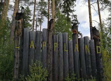 sweden/swedish-lapland/attraction/lapp-land-grensmonument