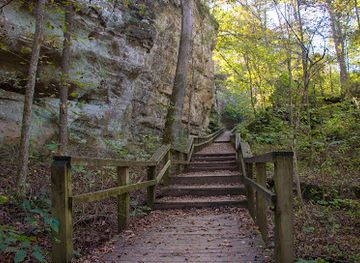 illinois/shawnee-national-forest/attraction/giant-city-nature-trail