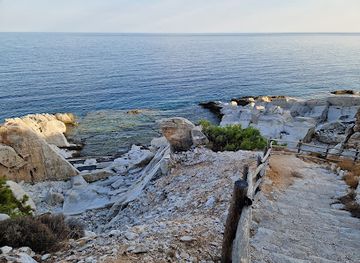 greece/east-macedonia-and-thrace/attraction/viewpoint-quarries-of-the-east-shore