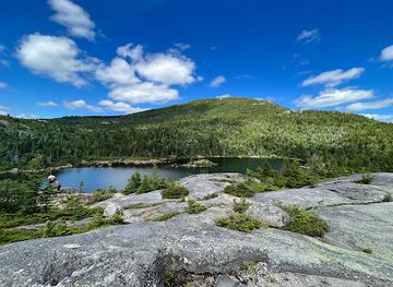 maine/western-maine-mountains/attraction/tumbledown-mountain