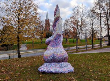 estonia/viljandi/attraction/skulptuur-naissarvik