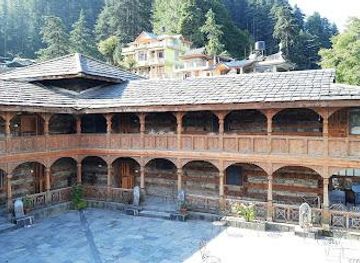 india/manali/attraction/naggar-castle