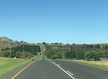 lesotho/quthing/attraction/ha-ramokoatsi-recreational-park