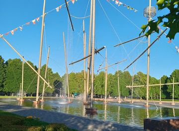 latvia/ventspils/attraction/fregate-whale-fountain