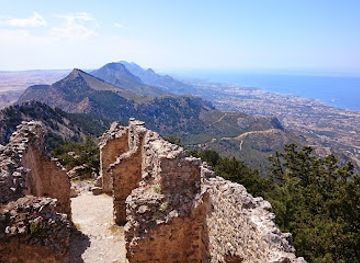 cyprus/kyrenia/attraction/buffavento-castle