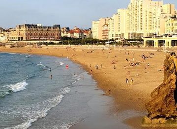 spain/san-sebastian/attraction/le-port-des-pecheurs