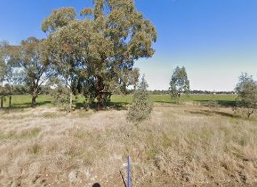 australia/murray-region/attraction/north-of-the-murray-trail-mid-point