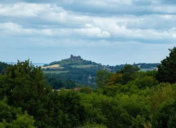 france/auvergne-volcanoes/attraction/parc-naturel-regional-des-volcans-d-auvergne