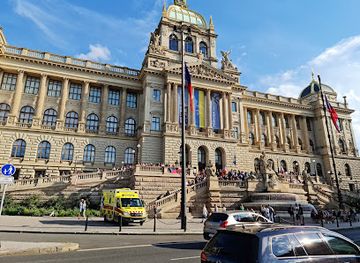czechia/prague/new-town/attraction/narodni-muzeum