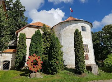 latvia/livonia/attraction/alsunga-castle
