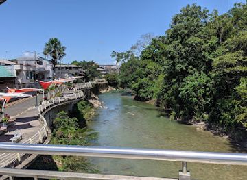 ecuador/tena/attraction/malecon-escenico-de-tena