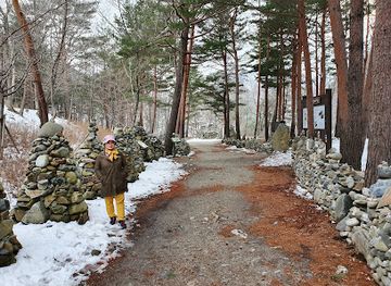 south-korea/pyeongchang-ski-resorts/attraction/nochusan-mojeongtap-gil-trail