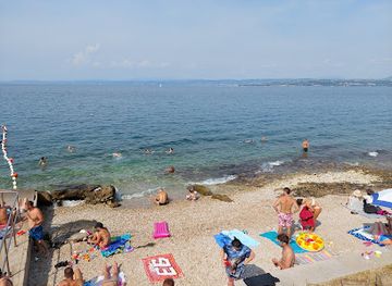 slovenia/izola/attraction/delamaris-beach