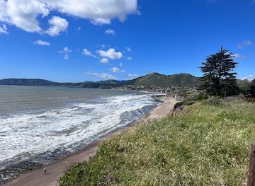 california/pismo-beach/attraction/south-palisades-park-south-staircase