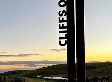 ireland/cliffs-of-moher/attraction/wild-atlantic-way-signature-discovery-point-cliffs-of-moher