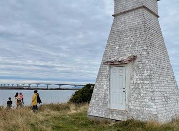 canada/gulf-islands-national-park-reserve/attraction/port-borden-front-range-lighthouse