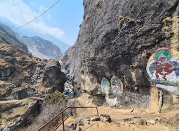 nepal/everest-base-camp/attraction/guru-rinpoche-images