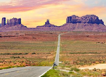 arizona/monument-valley/attraction/forrest-gump-point