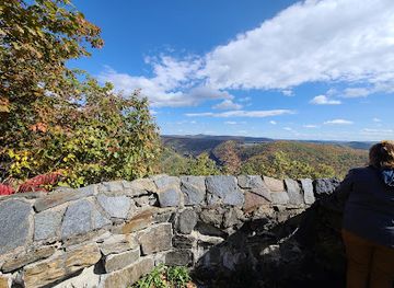 massachusetts/mohawk-trail/attraction/raycroft-lookout