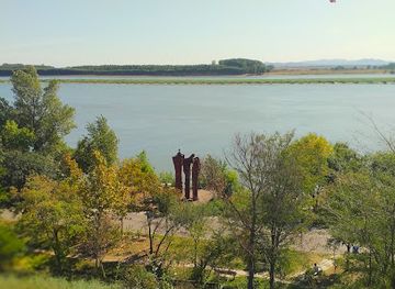 romania/galati/attraction/faleza-dunarii-galati