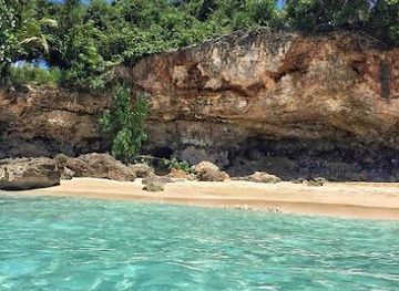 puerto-rico/rincon/attraction/pena-blanca-beach