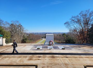 virginia/arlington/attraction/the-tomb-of-the-unknown-soldier