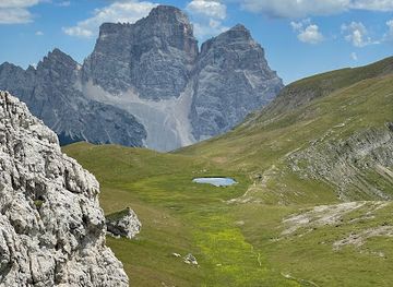 italy/cortina-d-ampezzo/attraction/laghetto-di-baste
