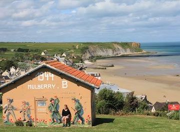 france/normandy-coast/attraction/normandy-time-riders-d-day-normandy-sidecar-tours