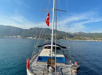 turkiye/kas/attraction/velikaptangulet