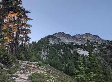 washington/snoqualmie-pass/attraction/snoqualmie-mountain-trailhead