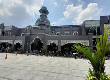 malaysia/kuala-lumpur/attraction/masjid-jamek-kampung-baru