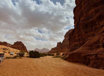 jordan/wadi-rum/attraction/um-ashreen