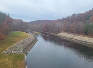ohio/dundee-falls/attraction/dover-dam