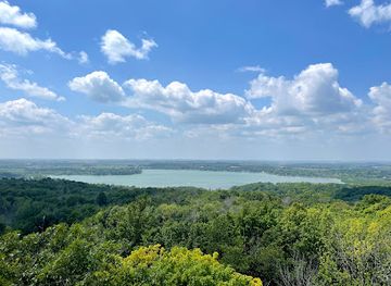 wisconsin/kettle-moraine-state-forest/attraction/beach