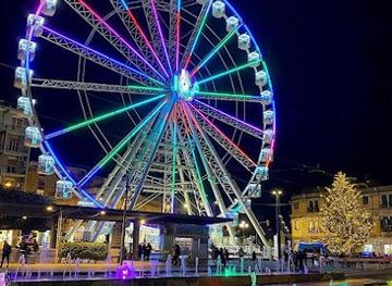 italy/taormina/attraction/piazza-cairoli