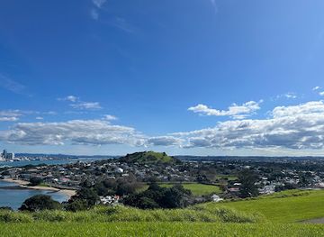 new-zealand/auckland/devonport/attraction/cosy-beach