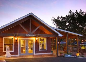 texas/austin/attraction/bell-springs-winery