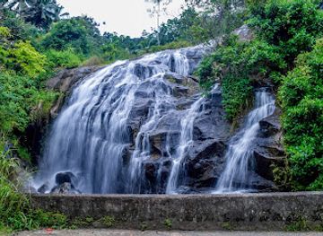 sri-lanka/kegalle-district/attraction/rukmal-ella-falls