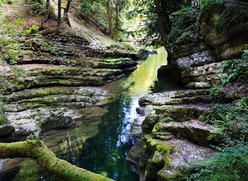 switzerland/neuchatel/attraction/pont-de-vert