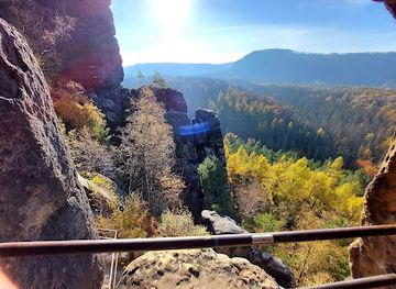 germany/saxon-switzerland-national-park/attraction/schneider-s-hole