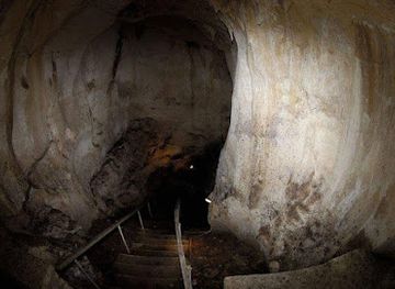 jamaica/port-antonio/attraction/nonsuch-cave