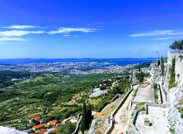 croatia/central-croatia/attraction/tvrdava-klis-sv-nikola-solin-central-dalmatia-croatia-theme-trails