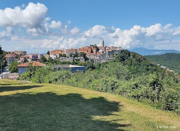 croatia/istria/attraction/the-old-square