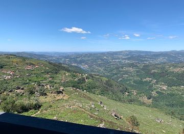 portugal/serra-do-montemuro/attraction/fonte-de-marcelim