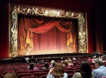 texas/the-woodlands/attraction/wortham-theater-center