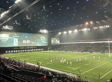 france/paris/attraction/paris-la-defense-arena