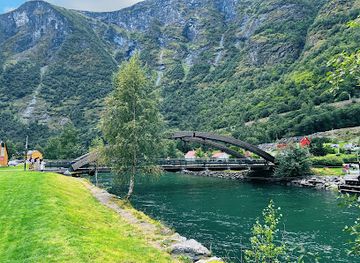 norway/gudvangen/attraction/gorge-bay