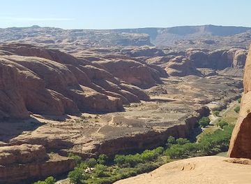 utah/arches-national-park/attraction/little-arch