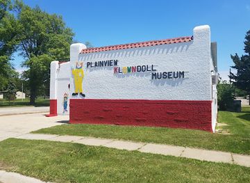 nebraska/nebraska-national-forest/attraction/klown-doll-museum