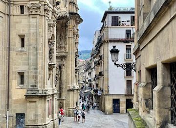 spain/san-sebastian/antiguo/attraction/koruko-andre-mariaren-basilika